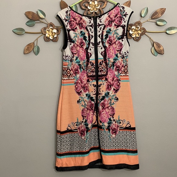 Beige by ECI Light Orange Rose Print Sleeveless Dress Size 6 - Picture 5 of 8